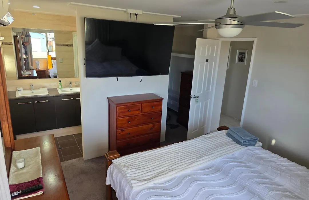 Sunset Beach B&B-1